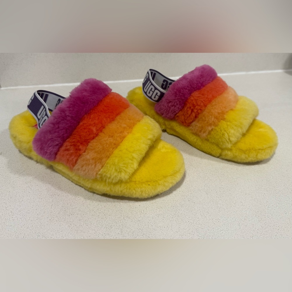UGG Multicolor Fluffy Slippers women’s